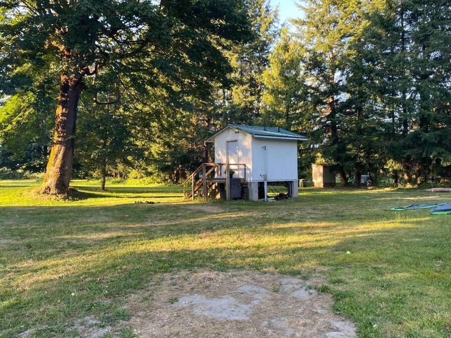 Riverfront Getaway On The Wild And Scenic Sedro Woolley