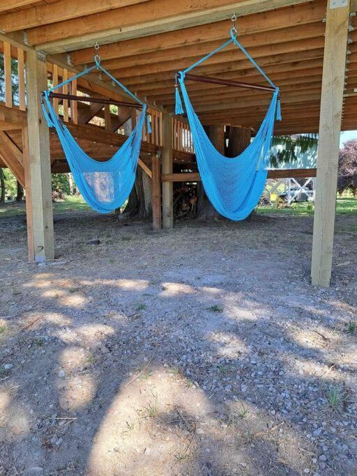 Riverfront Getaway On The Wild And Scenic Sedro Woolley