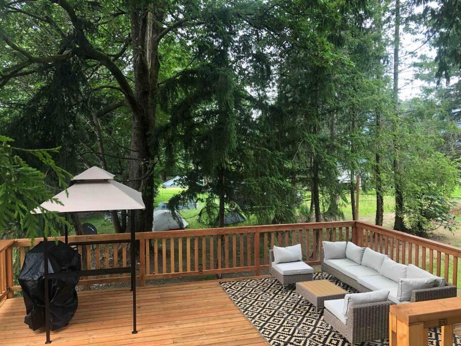 Riverfront Getaway On The Wild And Scenic